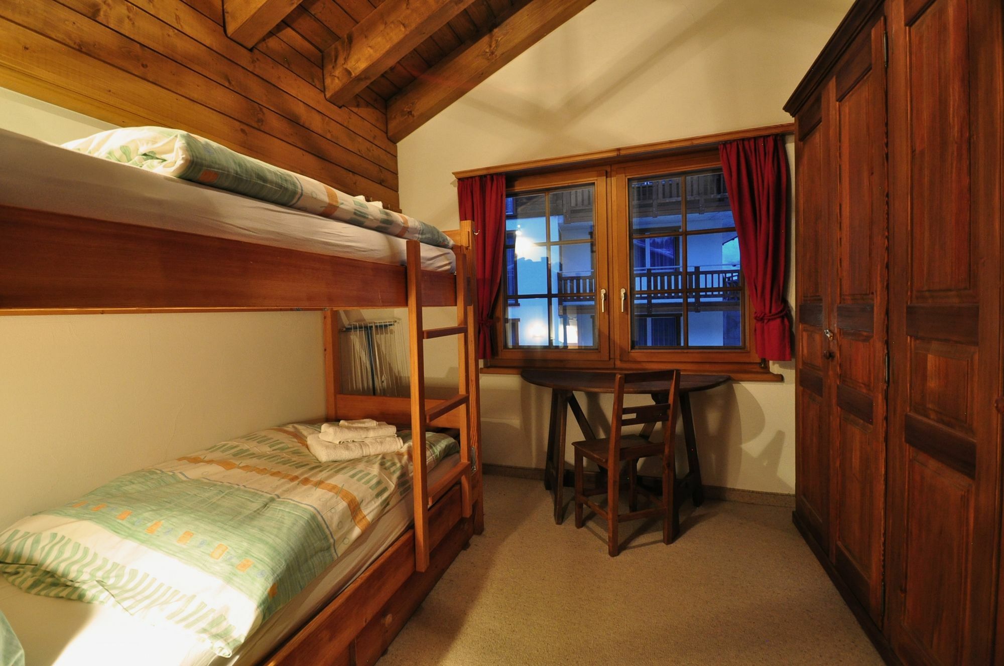 Haus Tiefbach - Apartment Cervino Zermatt Exterior photo