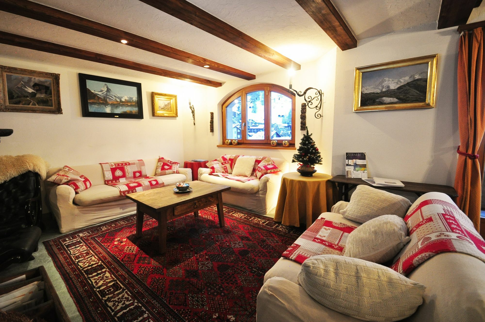 Haus Tiefbach - Apartment Cervino Zermatt Exterior photo